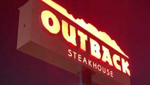 Outback oferece 79 vagas de emprego para novo restaurante em Jundiaí