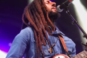 Julian Marley, filho de Bob Marley, se apresenta em Campinas no mês de maio