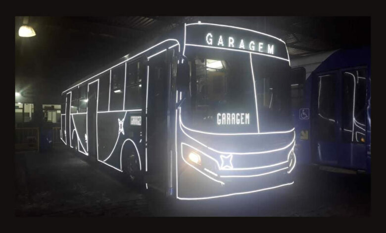 ônibus iluminado