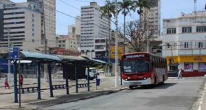 Pontos de ônibus da rua Álvares Machado, no Centro, serão desativados a partir desta quarta-feira