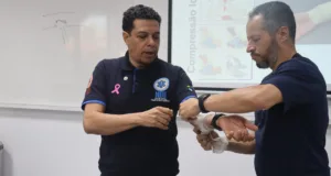 Agentes da Emdec renovam capacitação em primeiros socorros sob orientação do Samu