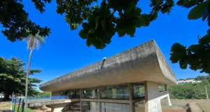 Exposição "Bonecas de Capulanas" chega Museu da Cidade de Campinas, no Lago do Café