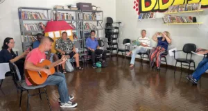 Centro POP Sares II lança Grupo de Música em parceria com a PUC-Campinas e faz primeira reunião