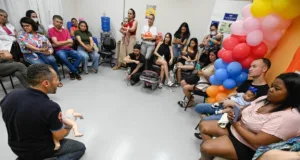 Samu orienta sobre desengasgo no encerramento da Semana do Bebê, neste sábado, dia 15