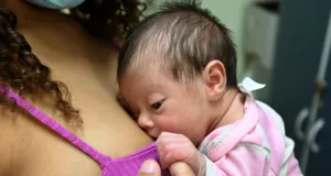 Quem decide o quanto quer comer é o próprio bebê: confira dicas da nutri da Ceasa