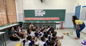 Programa "Caiu na Rede", da EducaTV, exibe projetos pedagógicos da Rede Municipal de Ensino