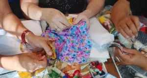 Projeto itinerante leva a arte do bordado para diferentes bairros de Campinas