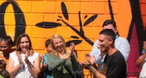 Graffiti Canto do Sol leva colorido e alegria para a Vila Renascença com tema de fauna e flora nativas