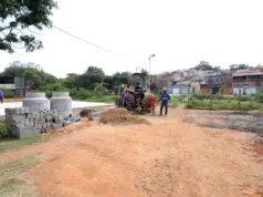 Serviços Públicos constrói base para instalação de Areninha no Jardim do Lago