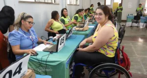 Feirão de Emprego e Oportunidades dedicado a pessoas com deficiência movimenta o Palácio da Cidade