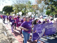 Caminhada marca encerramento da campanha 21 Dias de Ativismo Contra a Violência à Mulher