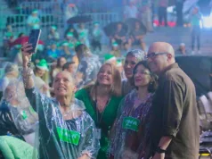 Concerto "Natal dos Sinos" reúne mais de 2 mil pessoas no Teatro de Arena Teresa Aguiar