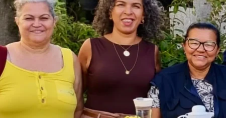 Paciente encontra equilíbrio entre plantas, saúde e acolhimento no programa Farmácia Viva