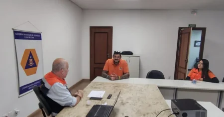 Campinas compartilha expertise em resiliência urbana com Atibaia em reunião técnica