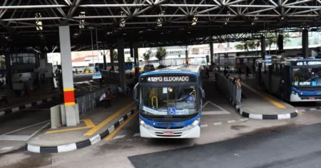 Esquenta Carnaval: terminais Central, Barão e Mercado terão ônibus reserva
