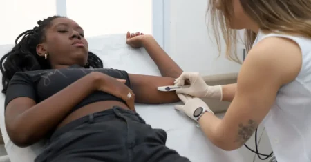 Semana de prevenção à gravidez na adolescência leva ação multisetorial aos centros de saúde nesta sexta-feira