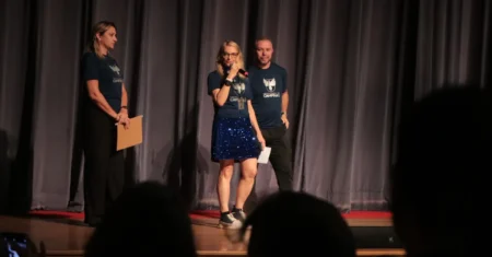 Campanha de Popularização do Teatro leva mais de oito mil pessoas ao Castro Mendes