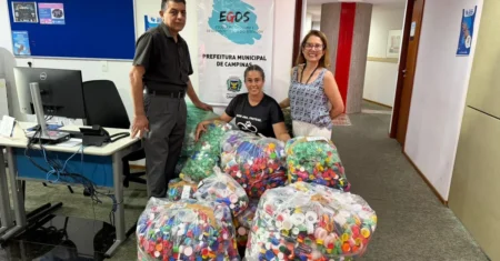 SerSol doa mais 150 quilos de tampinhas para o projeto Quem Ama Protege