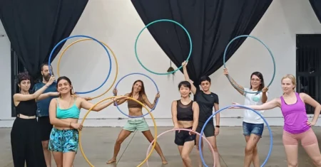 Curso gratuito de palhaçaria, bambolê e malabarismo abre inscrições em Campinas