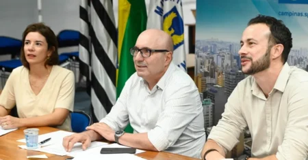 Prefeito Dário Saadi defende mais recursos do Ministério da Saúde para ampliação do atendimento a pessoas autistas em audiência