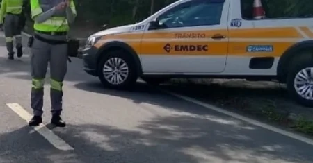 Trecho da avenida Anton Von Zuben, no Jardim São José, tem bloqueio total a partir desta sexta