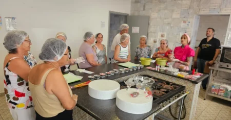 Mês da Mulher: evento no Jardim Eulina reúne cerca de 90 pessoas para oficinas e orientação jurídica