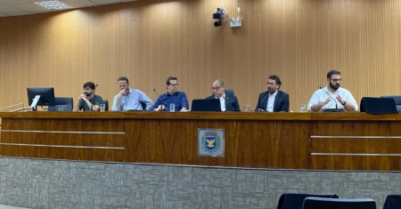 Prefeitura garante o cumprimento dos prazos do edital do Transporte, em audiência pública