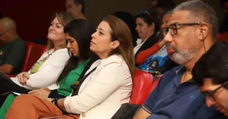 Campinas debate saúde mental no trabalho e reúne 170 pessoas no Abril Verde de 2026