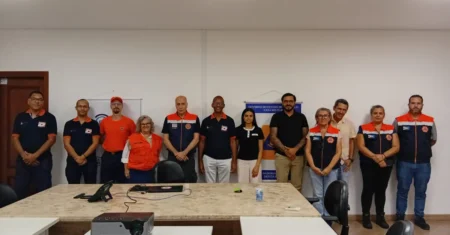 Defesa Civil de Campinas recebe alunos de curso técnico para visita e apoio a trabalhos acadêmicos