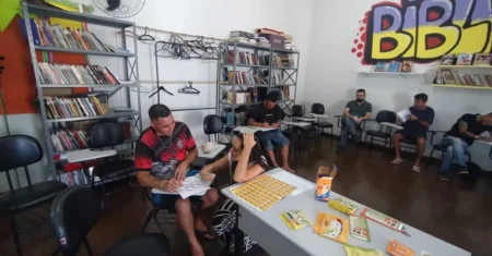 Centro POP Sares II abre Maio Laranja com ação de sensibilização contra abuso sexual infantil