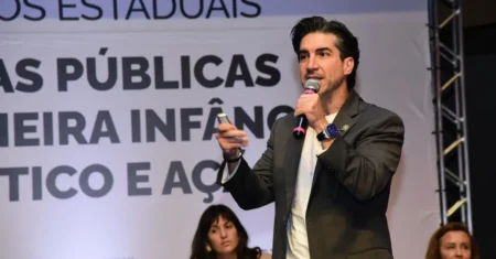 Campinas discute políticas públicas para a primeira infância em evento no TCE-SP