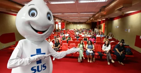 Profissionais de saúde de Campinas recebem formação sobre conservação e transporte seguro de vacinas
