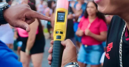 Conscientização: Emdec leva bafômetros educativos a bares do Cambuí nesta sexta-feira, dia 8