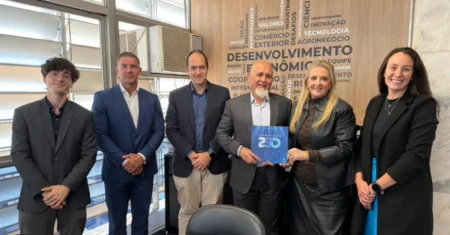 Campinas recebe cônsul-geral da República Tcheca e discute cooperação econômica e novos negócios
