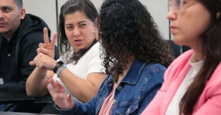 “Diálogo Aberto” debate inclusão de pessoas com deficiência no mercado de trabalho