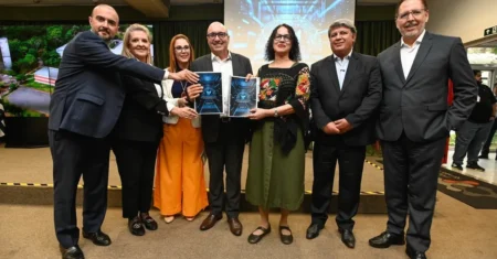 Dário entrega a ministra estudo técnico que credencia Campinas a receber supercomputador