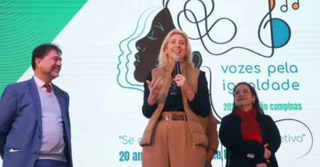Vozes pela Igualdade de Gênero: encontro une afeto, cultura e experiências para promover concurso musical