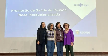 Vigilância Sanitária de Campinas capacita profissionais que atuam em instituições para idosos