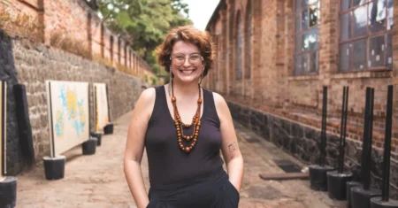Livro sobre formas de comunicação e interação com teatro será lançado nesta sexta, dia 26